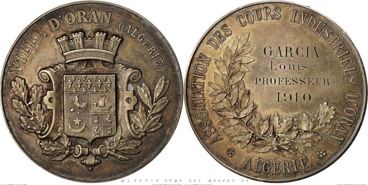 MEDAILLES D AFN 193.jpg